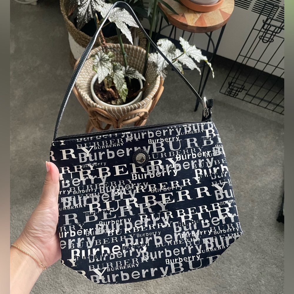 Small Burberry Clutch Purse